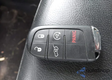 2019 Jeep Compass Limited 4X4 from USA, damaged, VIN 3C4NJDCB2KT821856